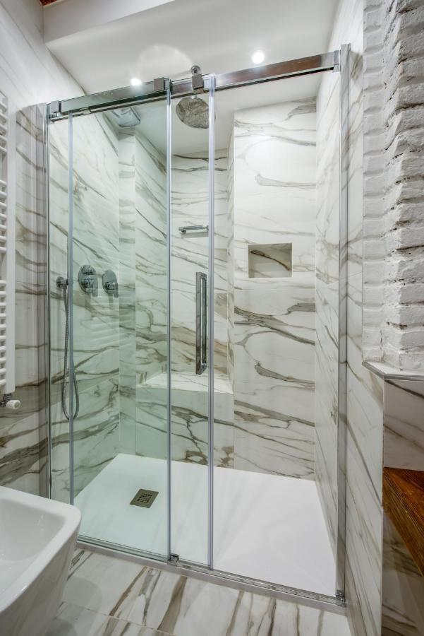Elegant Suite In Milan Center Exterior foto